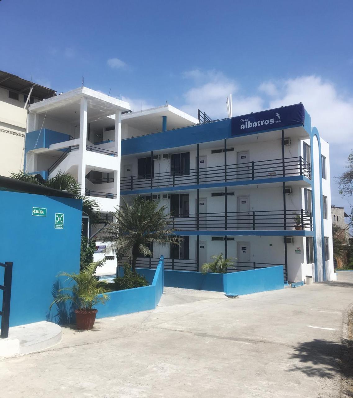 Hostal Albatros Manta Exterior photo